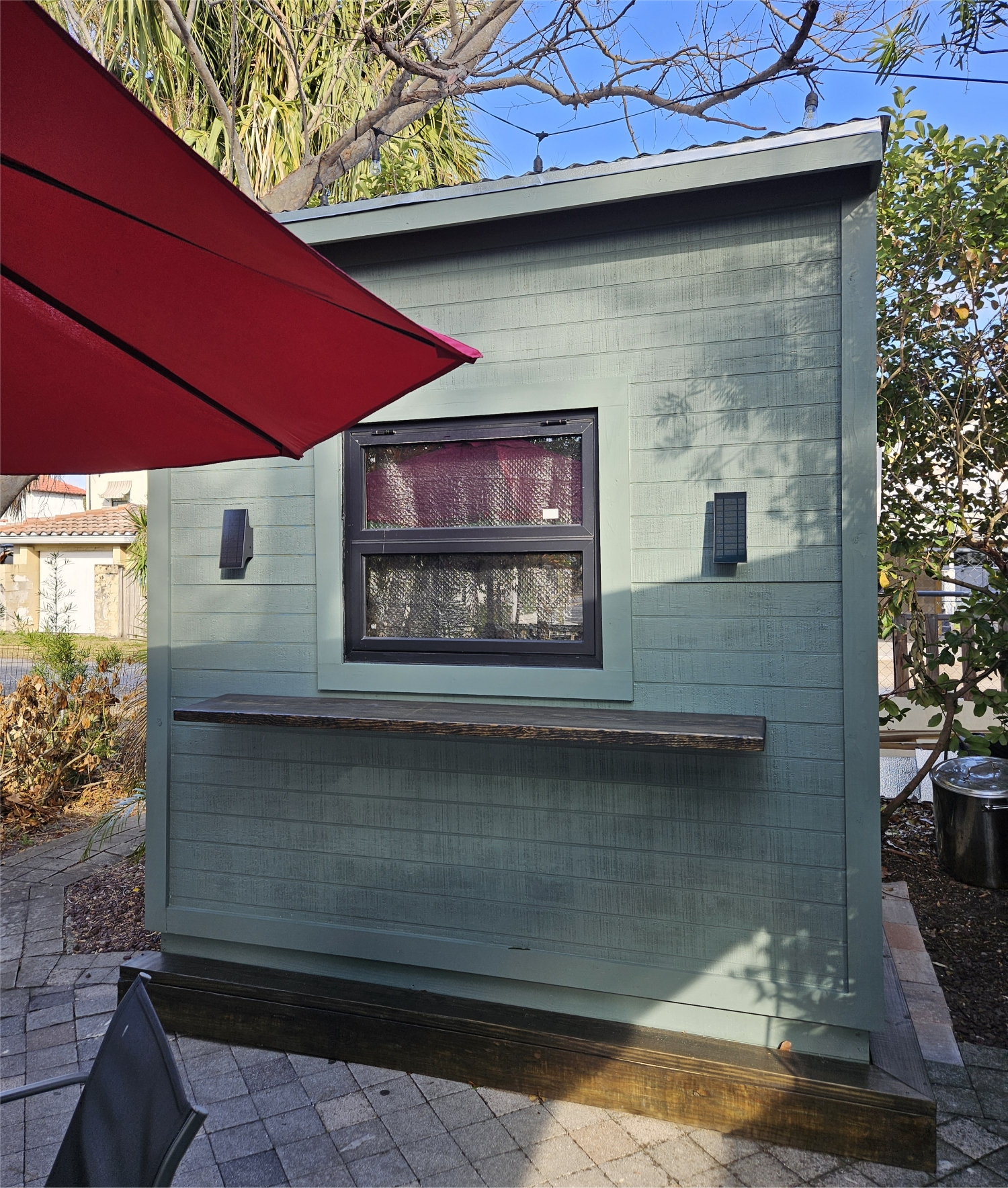 Zayn & Co. will open a permanent booth in the back patio of Digress Wine next month