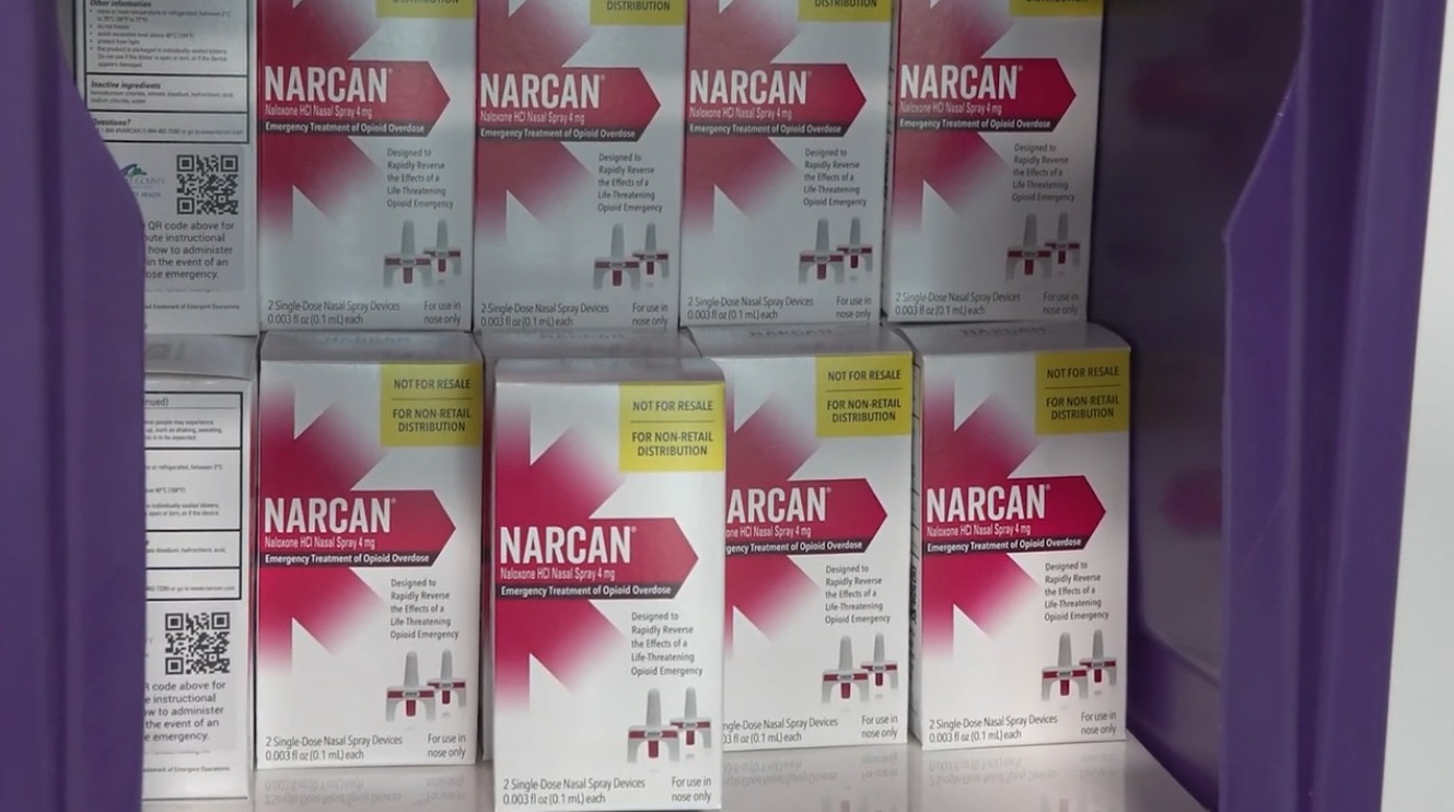 Seminole County makes lifesaving Narcan available at Orlando-Sanford International Airport