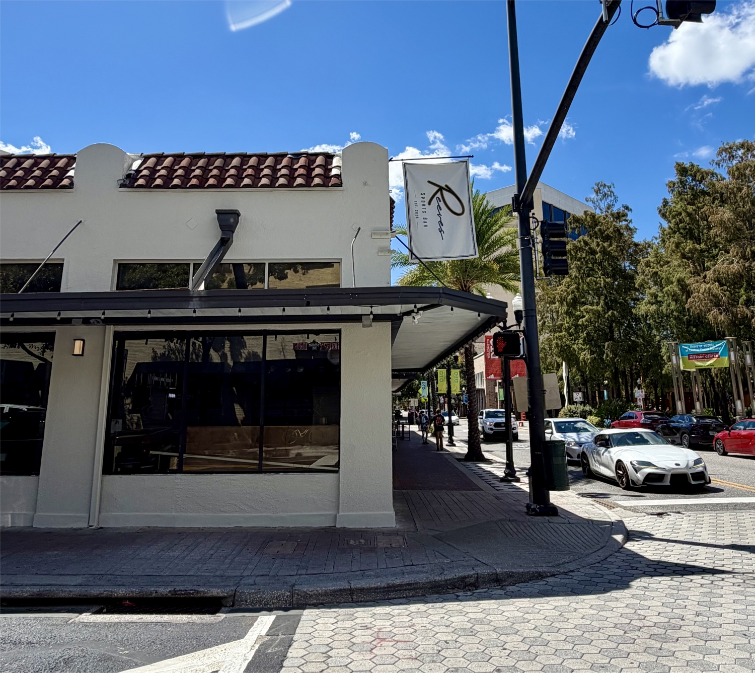 Reeves Sports Bar brings craft cocktails, cheffy bar fare and a slice of history to the downtown core